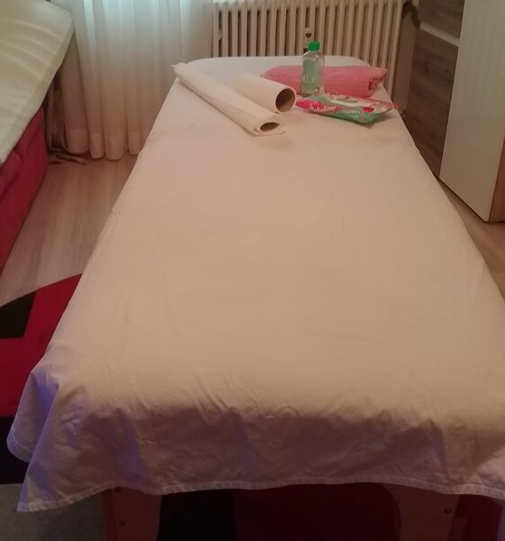 Adina, party, poze reale,